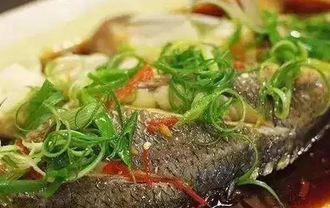 法瑞集成灶，清蒸魚的正確做法，讓食物原汁原味有營養(yǎng)。